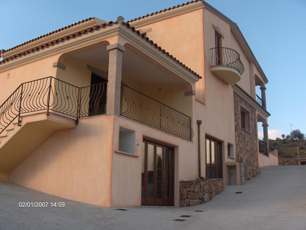 Dimora San Pietro Apartman Budoni Kültér fotó