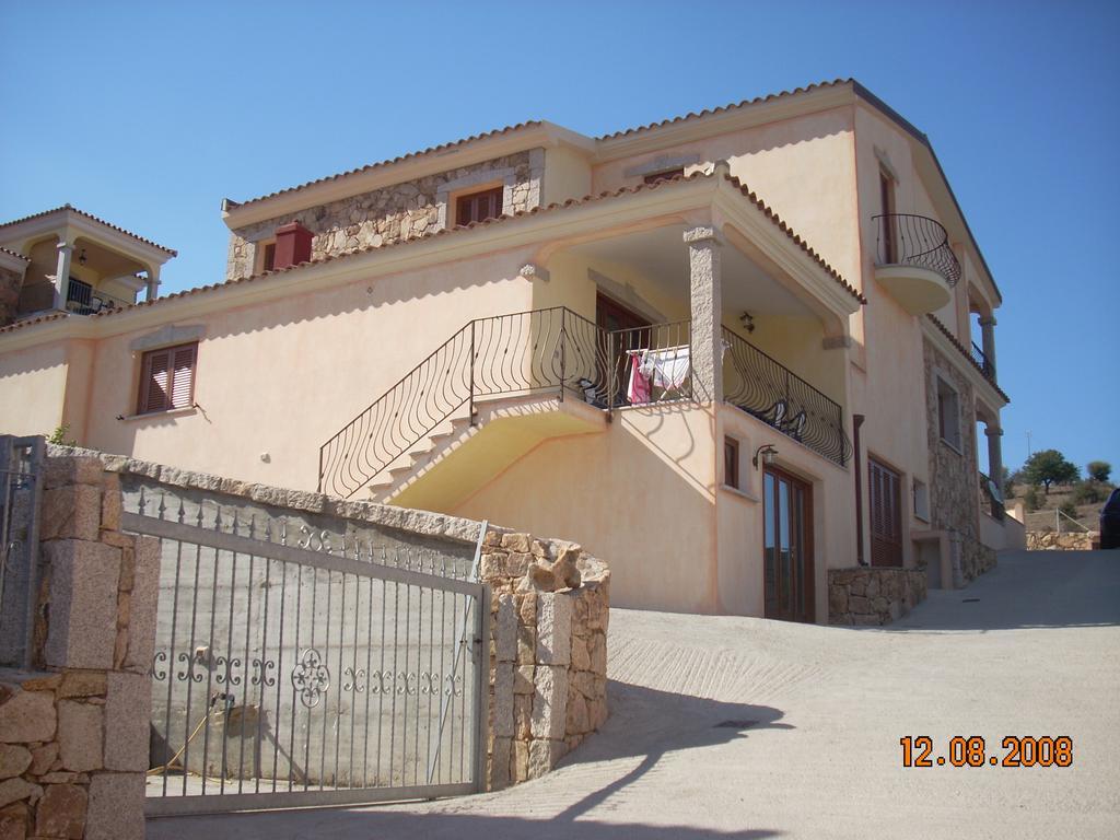 Dimora San Pietro Apartman Budoni Kültér fotó